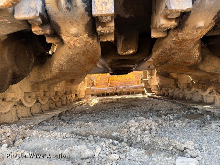 image for item EF2461 1977 Caterpillar D8K dozer