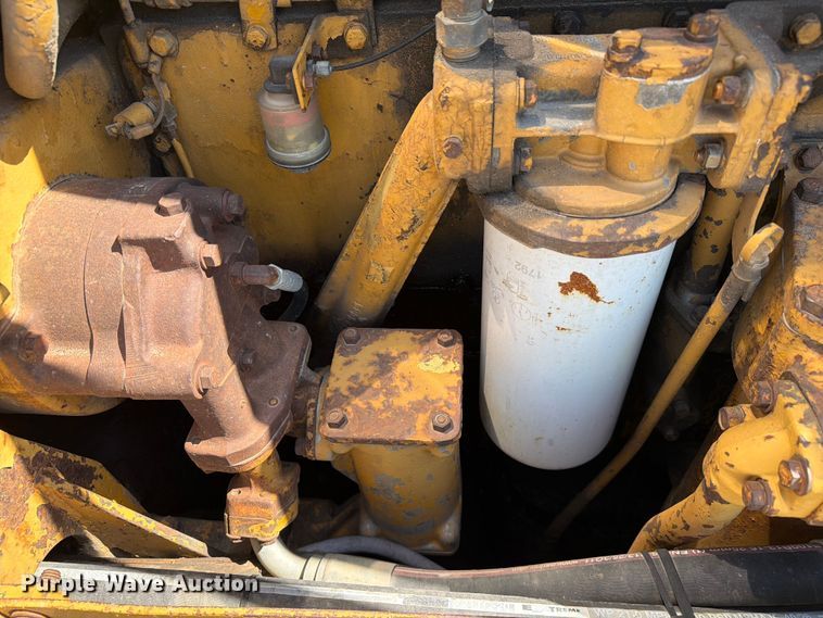 image for item EF2461 1977 Caterpillar D8K dozer