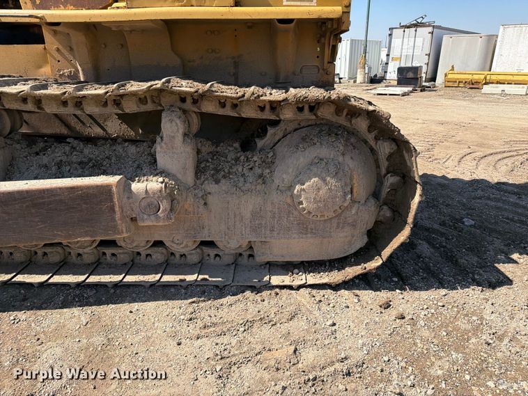 image for item EF2461 1977 Caterpillar D8K dozer