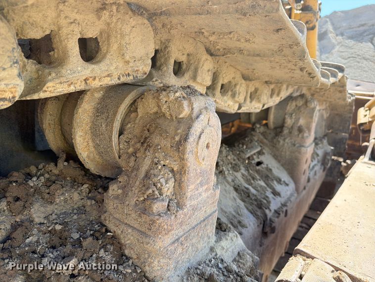 image for item EF2461 1977 Caterpillar D8K dozer