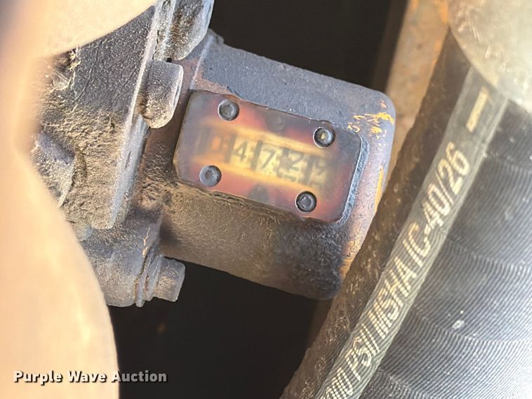 image for item EF2461 1977 Caterpillar D8K dozer