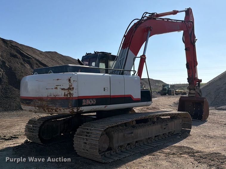 image for item EF2462 1999 Link Belt 2800 Quantum excavator