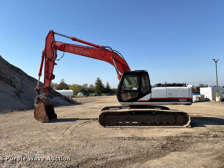 image for item EF2462 1999 Link Belt 2800 Quantum excavator