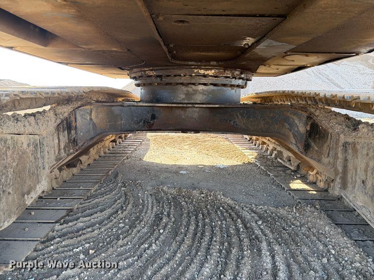 image for item EF2462 1999 Link Belt 2800 Quantum excavator