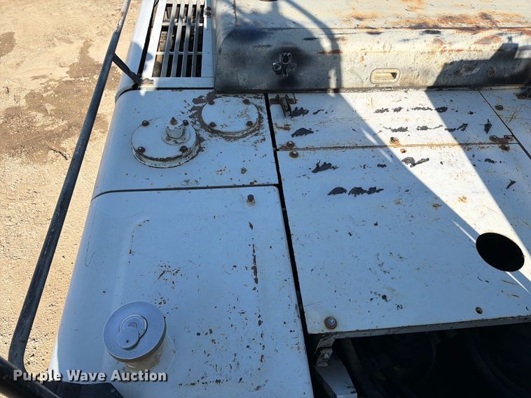 image for item EF2462 1999 Link Belt 2800 Quantum excavator