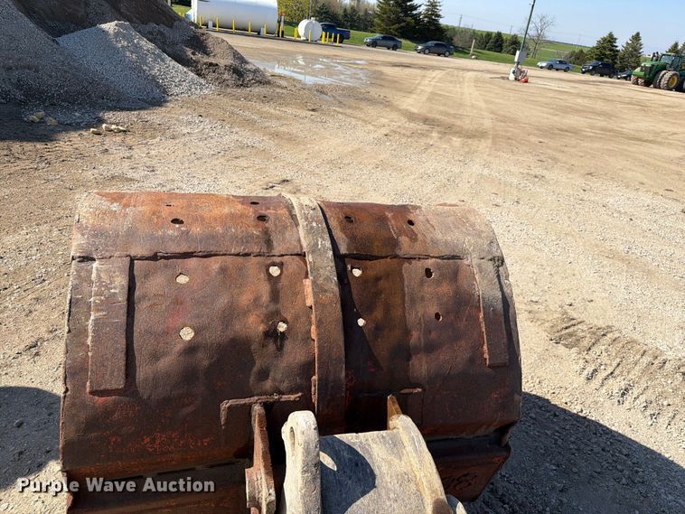 image for item EF2462 1999 Link Belt 2800 Quantum excavator