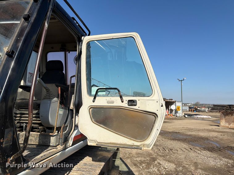 image for item EF2462 1999 Link Belt 2800 Quantum excavator