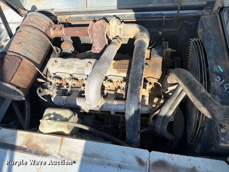 image for item EF2462 1999 Link Belt 2800 Quantum excavator