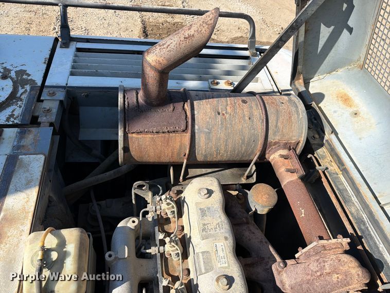 image for item EF2462 1999 Link Belt 2800 Quantum excavator