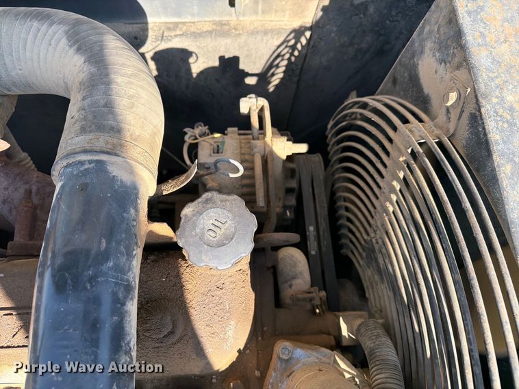 image for item EF2462 1999 Link Belt 2800 Quantum excavator