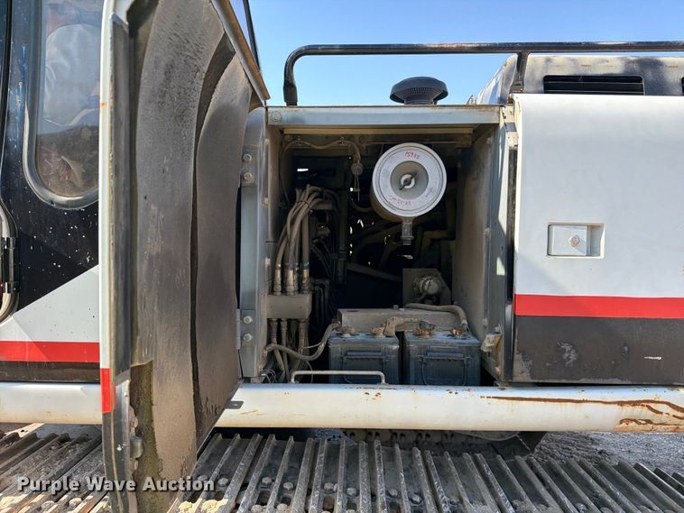 image for item EF2462 1999 Link Belt 2800 Quantum excavator