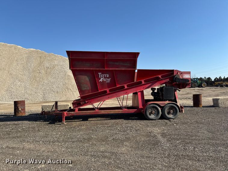 image for item EF2463 Murphy Products Terra Xtreme 3200 soil pulverizer
