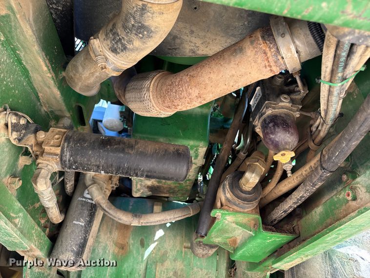 image for item EF2464 2013 John Deere 9560R  Scraper Special 4WD tractor