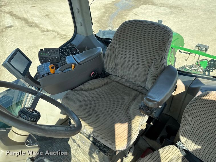 image for item EF2464 2013 John Deere 9560R  Scraper Special 4WD tractor