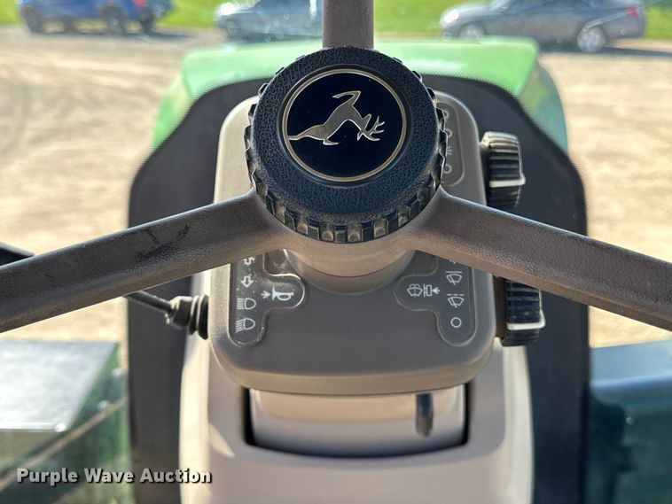 image for item EF2464 2013 John Deere 9560R  Scraper Special 4WD tractor