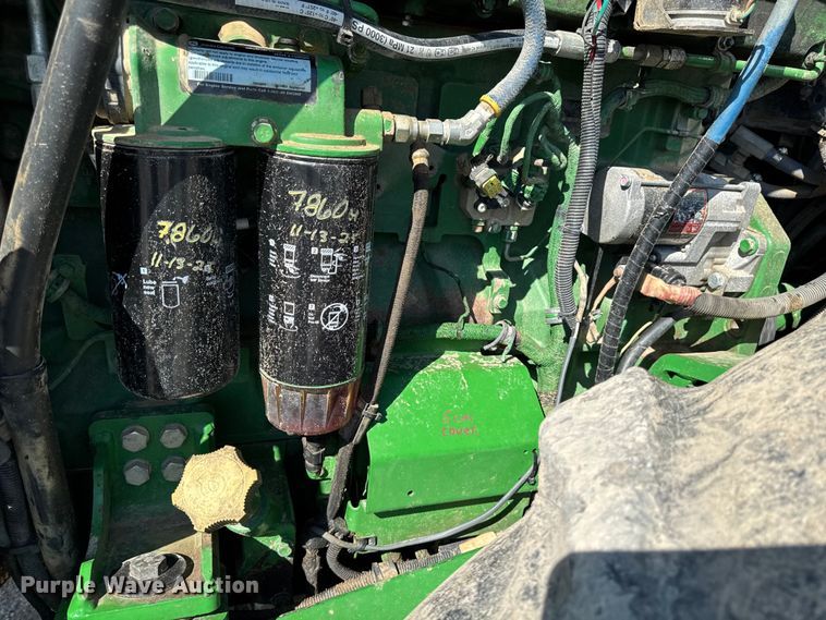 image for item EF2464 2013 John Deere 9560R  Scraper Special 4WD tractor