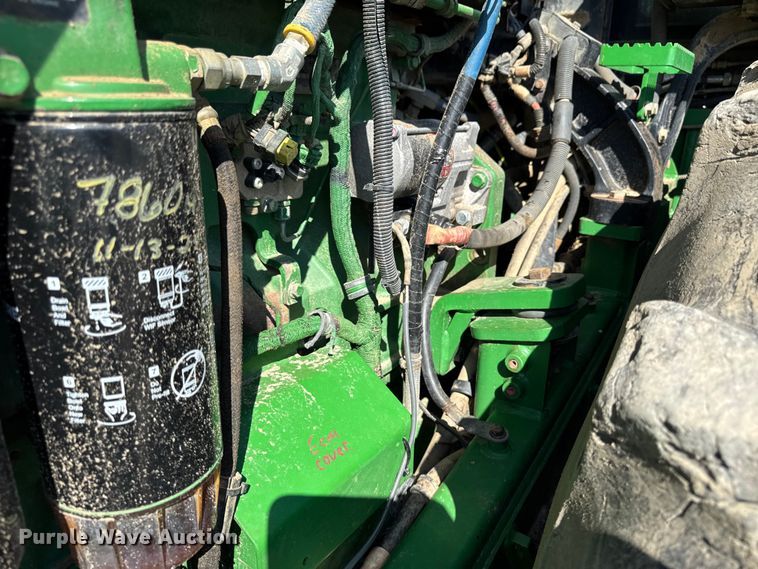 image for item EF2464 2013 John Deere 9560R  Scraper Special 4WD tractor