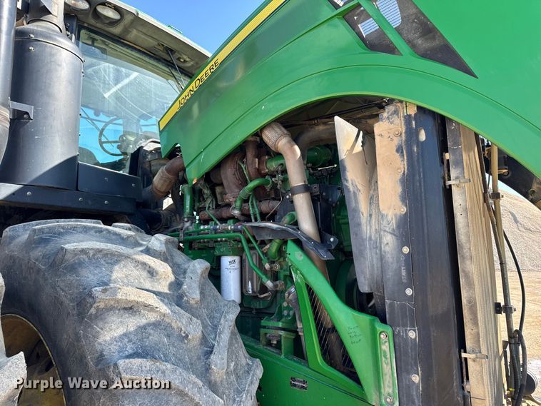 image for item EF2464 2013 John Deere 9560R  Scraper Special 4WD tractor