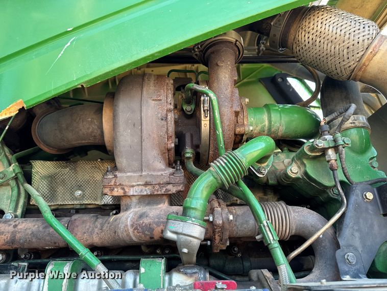 image for item EF2464 2013 John Deere 9560R  Scraper Special 4WD tractor