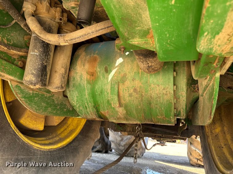 image for item EF2464 2013 John Deere 9560R  Scraper Special 4WD tractor