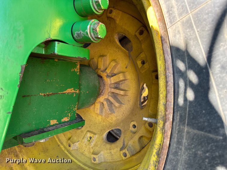 image for item EF2464 2013 John Deere 9560R  Scraper Special 4WD tractor