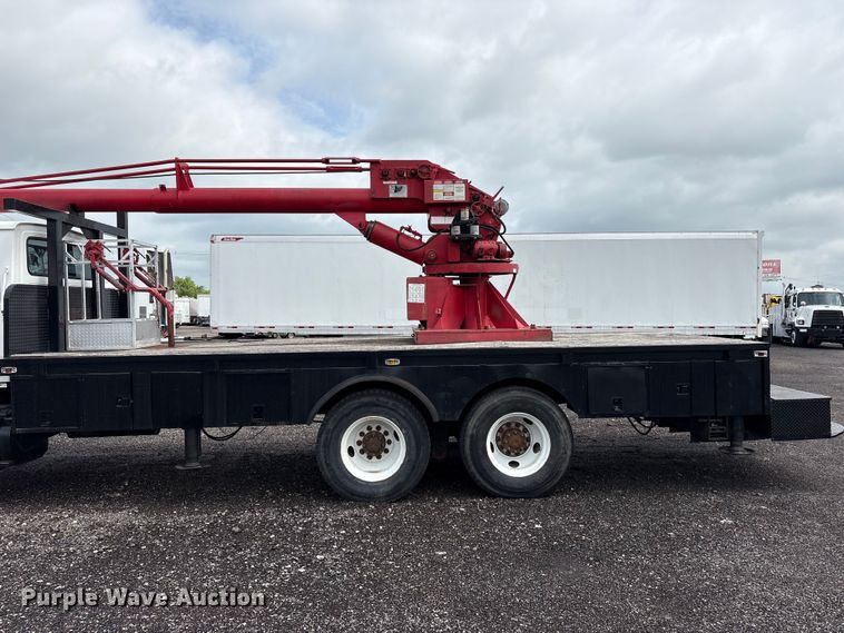 image for item EG1152 1996 Ford L8000 crane truck