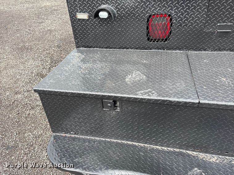 image for item EG1152 1996 Ford L8000 crane truck