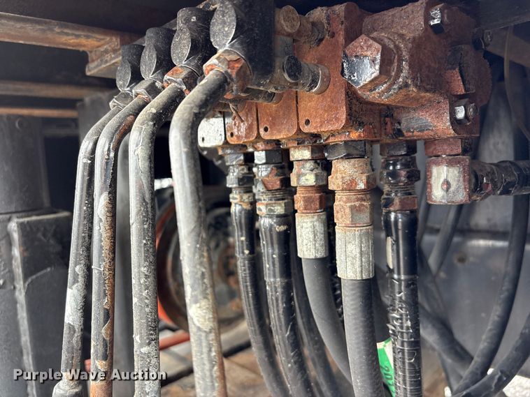 image for item EG1152 1996 Ford L8000 crane truck