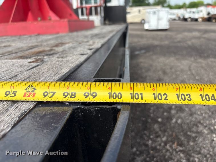 image for item EG1152 1996 Ford L8000 crane truck