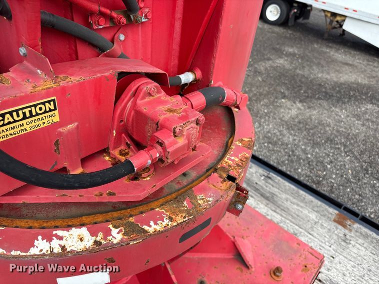 image for item EG1152 1996 Ford L8000 crane truck