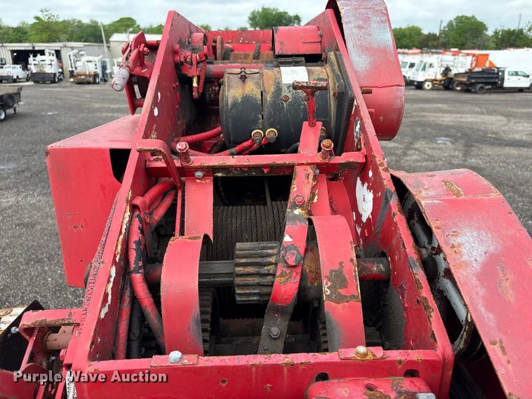 image for item EG1152 1996 Ford L8000 crane truck