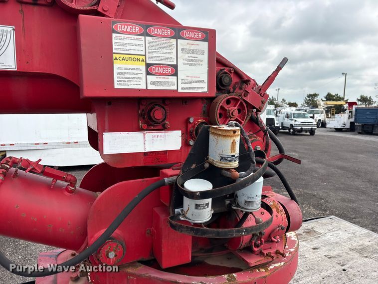 image for item EG1152 1996 Ford L8000 crane truck