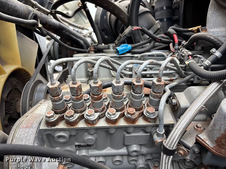 image for item EG1152 1996 Ford L8000 crane truck