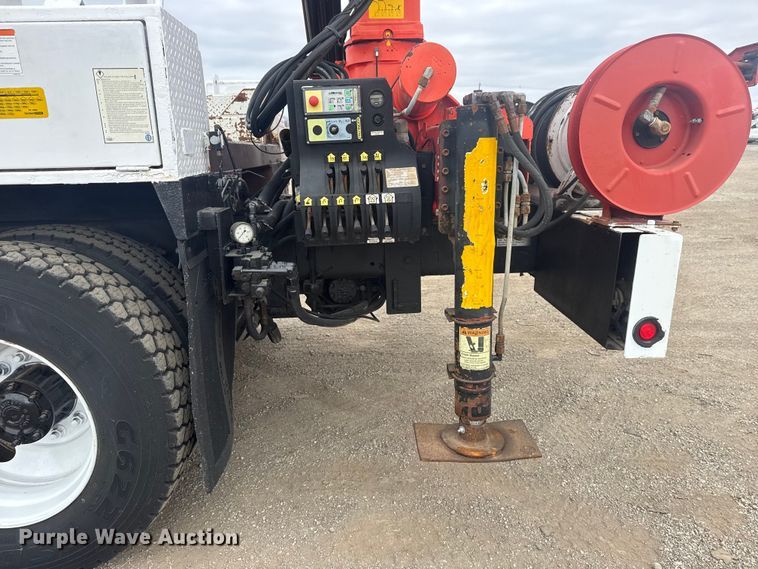 image for item EG2017 2007 Freightliner M2 106 crane truck