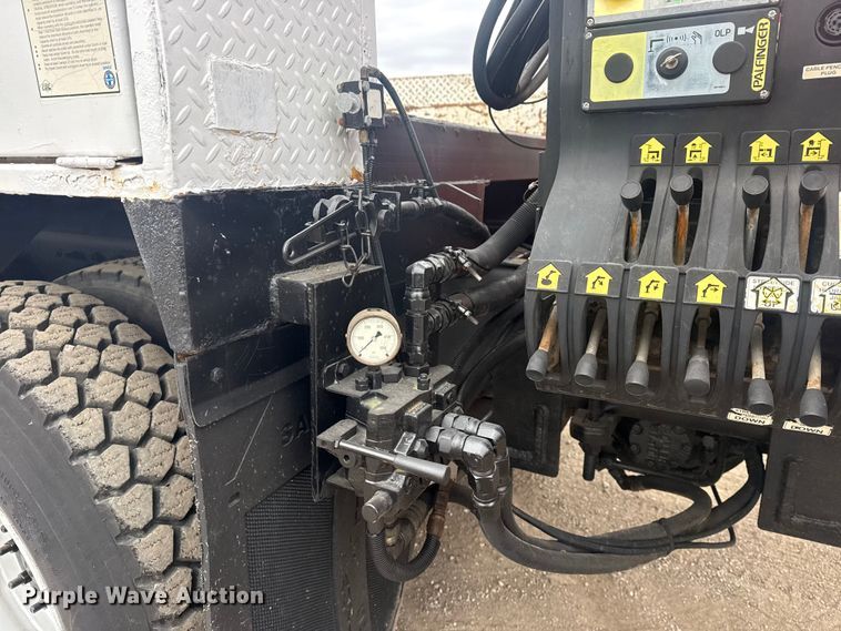 image for item EG2017 2007 Freightliner M2 106 crane truck