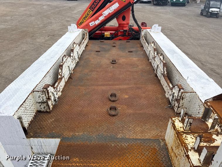 image for item EG2017 2007 Freightliner M2 106 crane truck