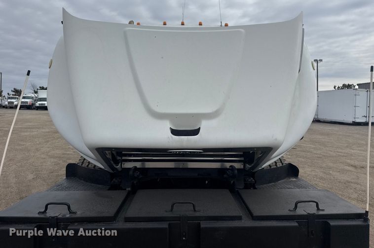 image for item EG2017 2007 Freightliner M2 106 crane truck