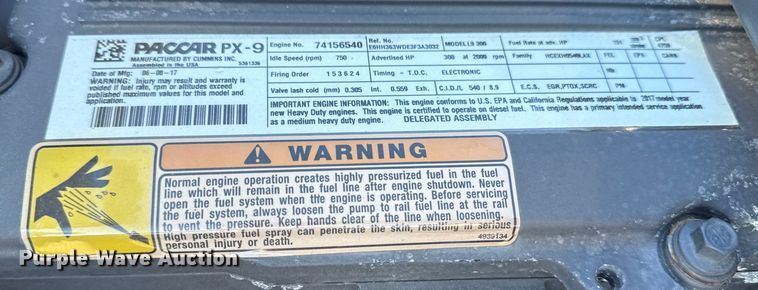 image for item EG2072 2018 Peterbilt 337 utility / service truck