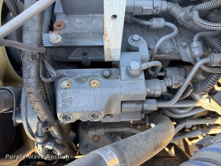 image for item EG2072 2018 Peterbilt 337 utility / service truck