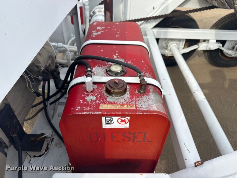 image for item EG2098 1999 TSE International DFT40B reel trailer