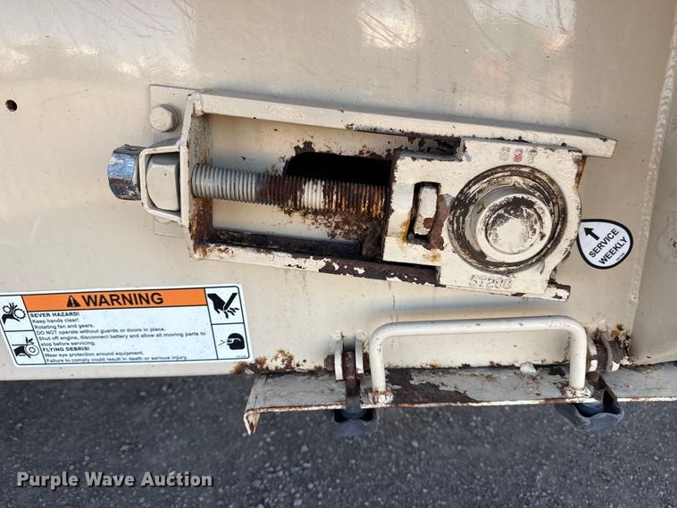 image for item EG2107 2015 Finn MB50-02A hydroseeder
