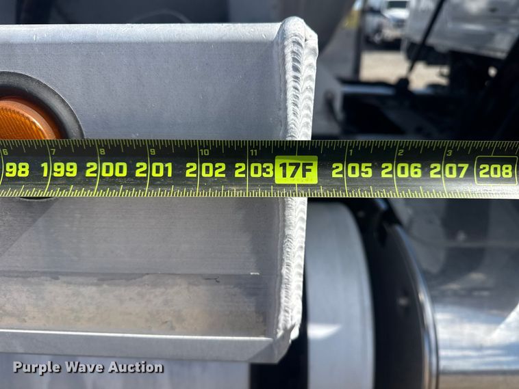 image for item EG2124 2013 Mack GU713 vacuum truck