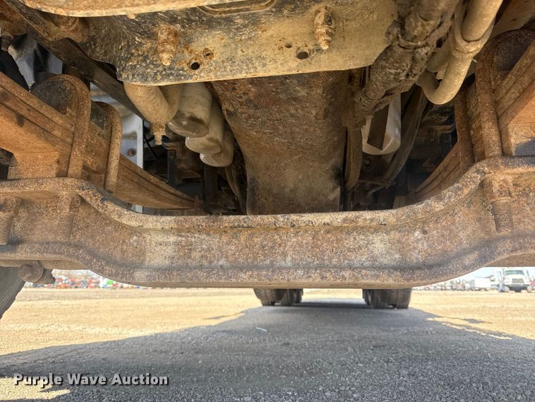 image for item EG2124 2013 Mack GU713 vacuum truck