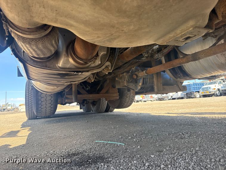 image for item EG2124 2013 Mack GU713 vacuum truck