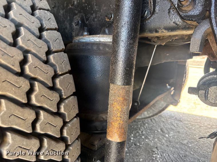 image for item EG2124 2013 Mack GU713 vacuum truck