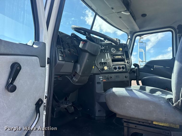 image for item EG2124 2013 Mack GU713 vacuum truck