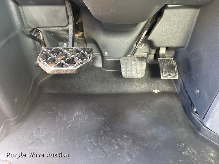 image for item EG2124 2013 Mack GU713 vacuum truck