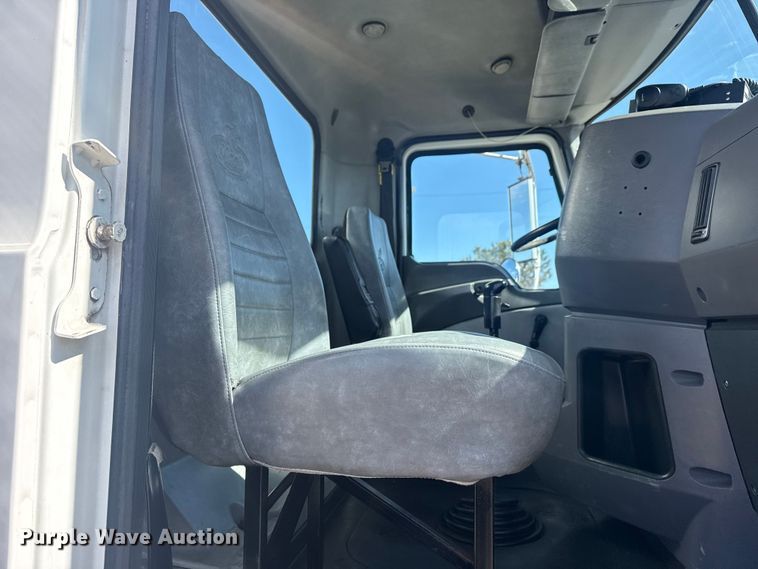 image for item EG2124 2013 Mack GU713 vacuum truck