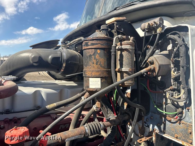 image for item EG2124 2013 Mack GU713 vacuum truck