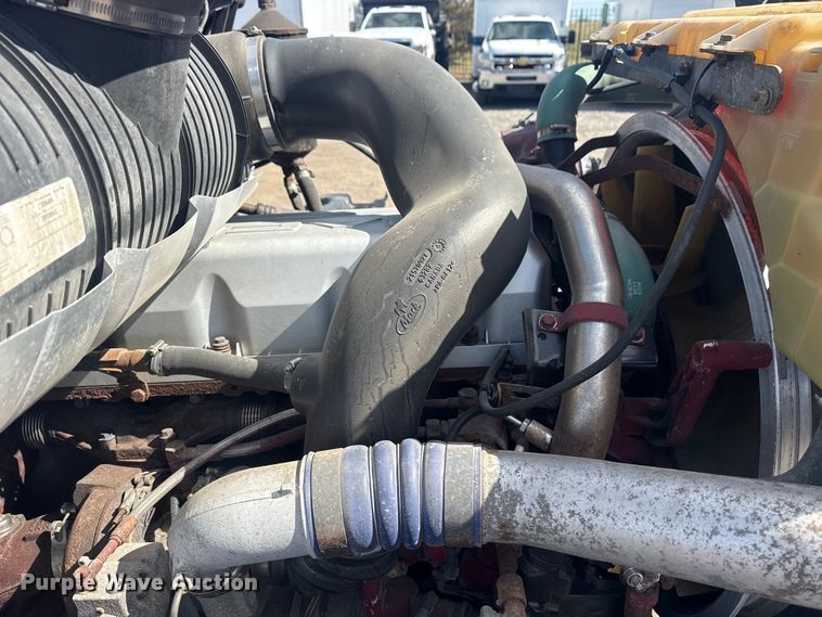 image for item EG2124 2013 Mack GU713 vacuum truck